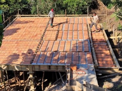 Laje pré-moldada instalada